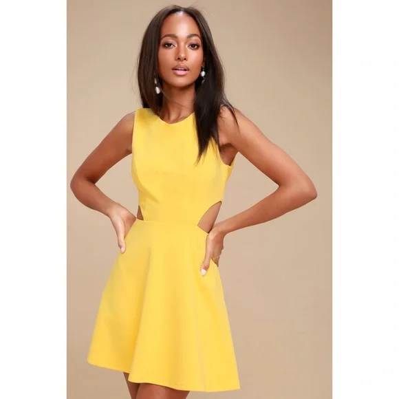 short beach wedding dresses Scoop Sleeveless Sleek Appliques Short Beach Wedding Dress